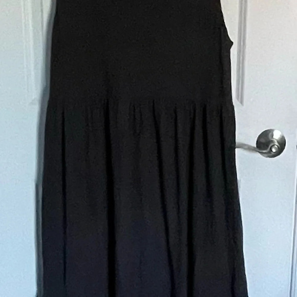 Folk by Hansel from Basel Black Sleeveless Tiered Midi Dress - 29731 - Picture 8 of 12